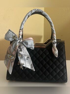 2 in 1 Twilly Women Purse Le Papesse Pink Goddess Scarf Muse Black White